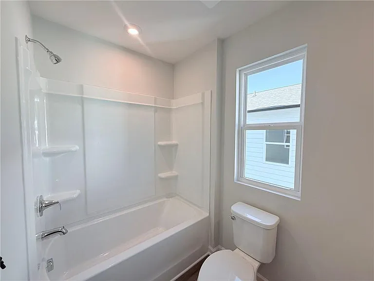 560 Aberdeen Meadow Ln — Photo 14