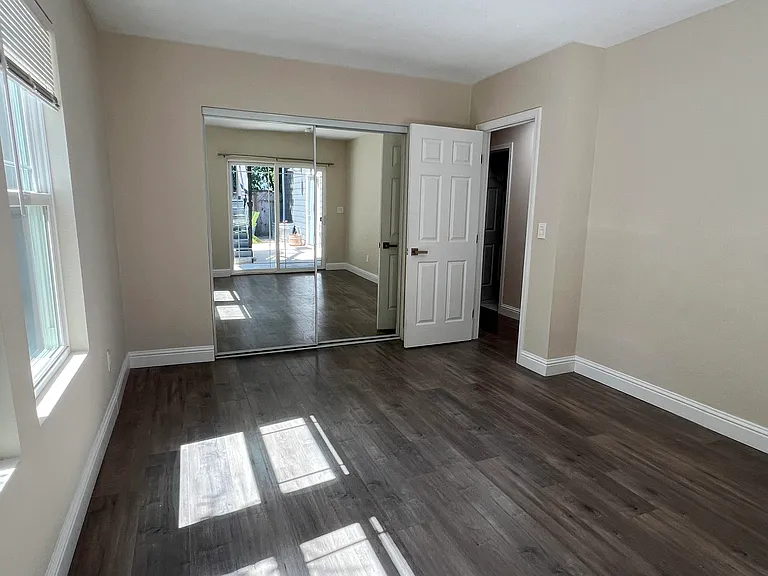 871 Arlington Ave #1 — Photo 8