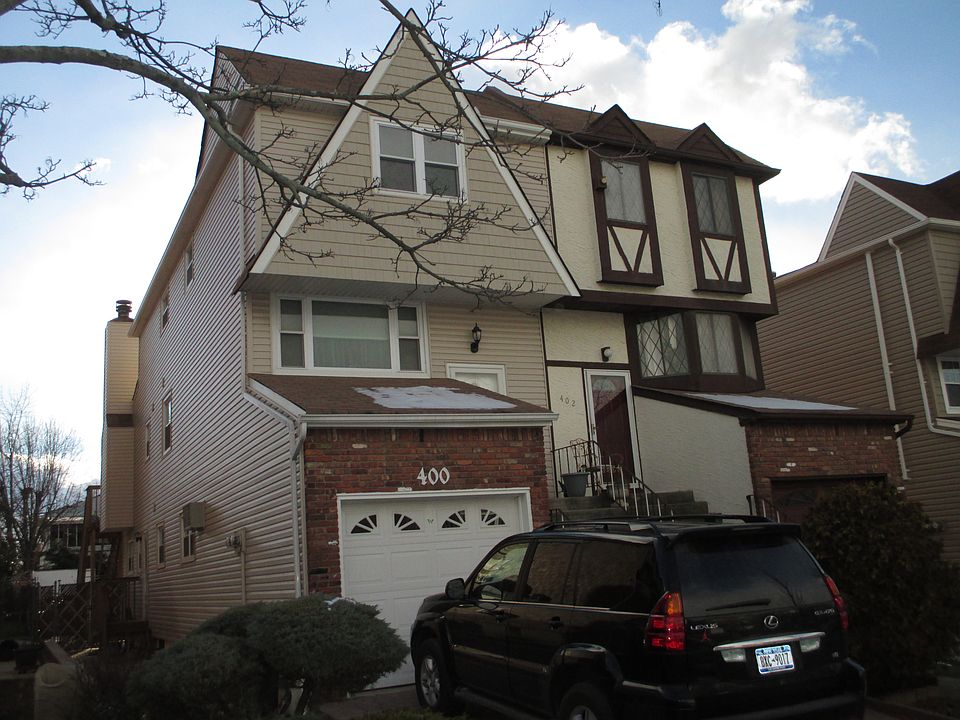 1st image of 400 Travis Ave