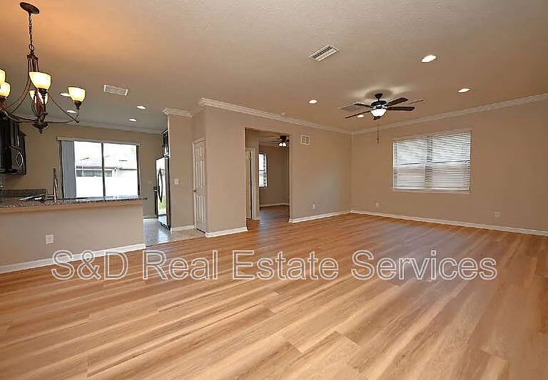6309 Yellow Buckeye Dr — Photo 13