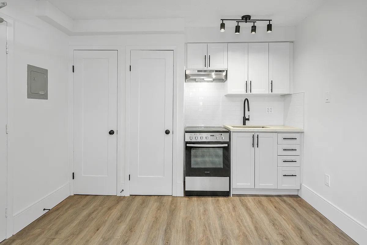Building Photo - 40 Beaty Ave #CH2