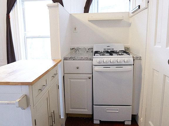 5th image of 55 Saint Marks Ave #2
