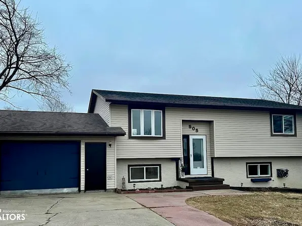 505 W 14th St, Atlantic, IA 50022