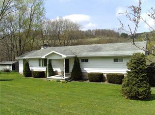 381 Lindsay Run Rd, Spring Church, PA 15686
