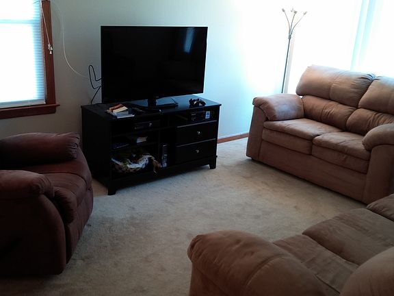 5th image of 52 Glendale Ln