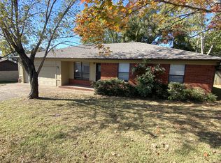 1333 Northwoods Dr, Alma, AR 72921