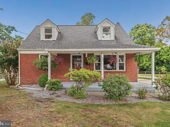 104 N Longcross Rd, Linthicum, MD 21090