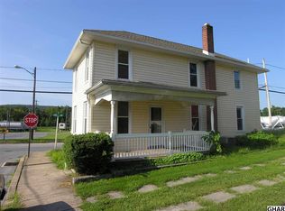 18 Railroad St, Highspire, PA 17034