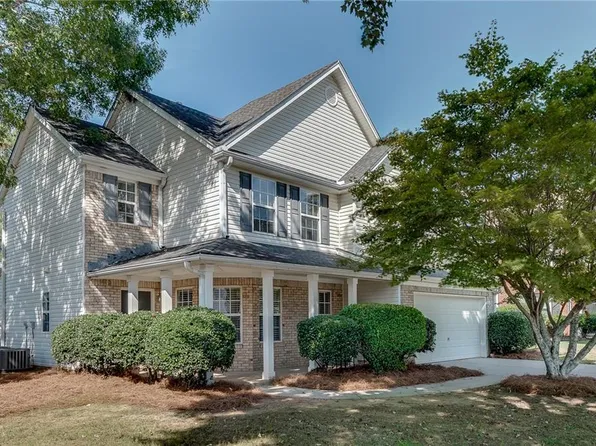 3675 Crescent Walk Ln, Suwanee, GA 30024
