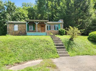 14 Vic Elam Rd, West Liberty, KY 41472