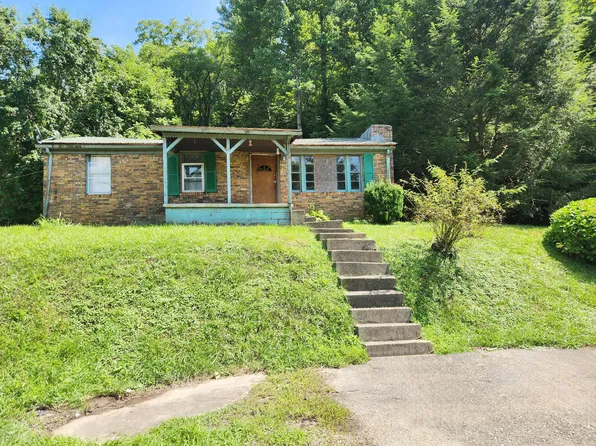 14 Vic Elam Rd, West Liberty, KY 41472