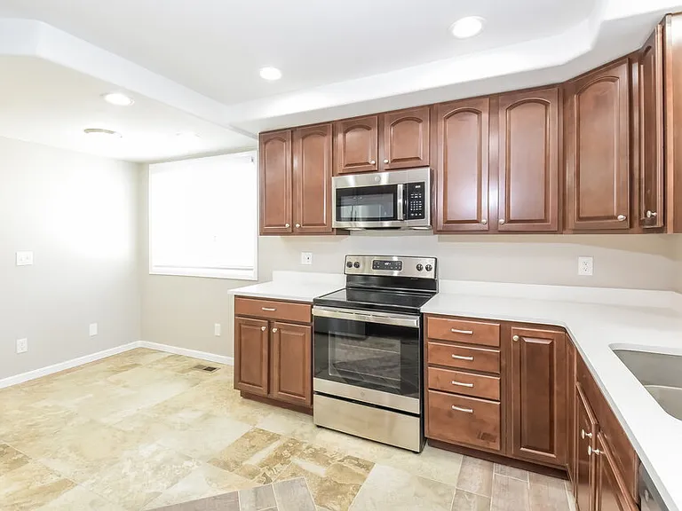 3501 S Richfield Cir — Photo 11