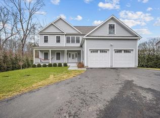 1049 Stillwater Rd, Stamford, CT 06902