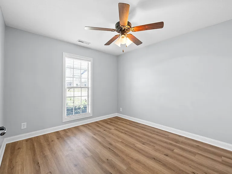 1320 Canyon Pl — Photo 24
