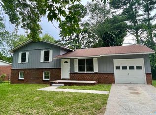 610 Glasgow Rd NE, Huntsville, AL 35811