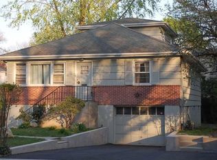 53 Myrtle Blvd, Larchmont, NY 10538