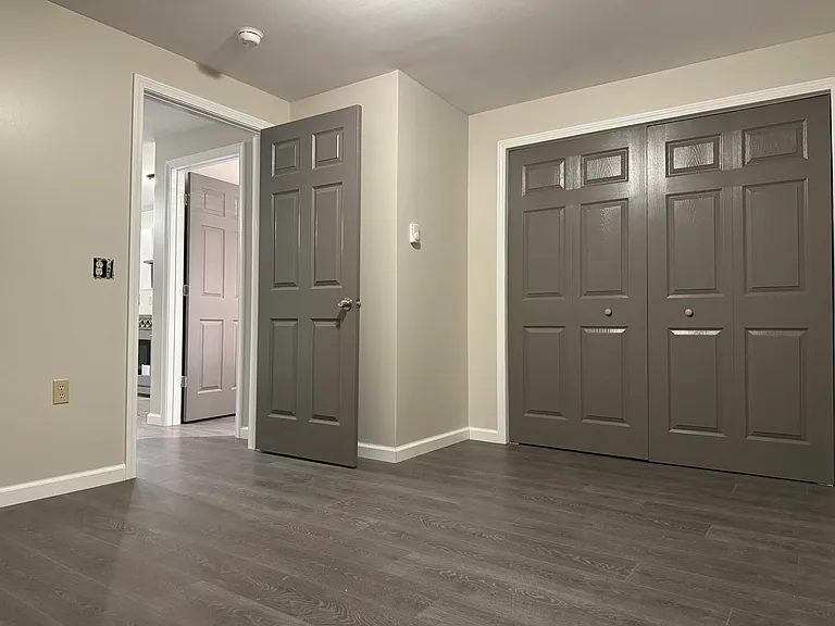 355 S Main St #A1 — Photo 5
