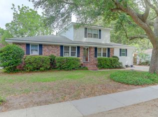 552 Center St, Mount Pleasant, SC 29464