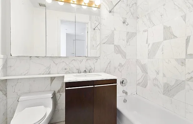 Rented by New York Residence | media 15