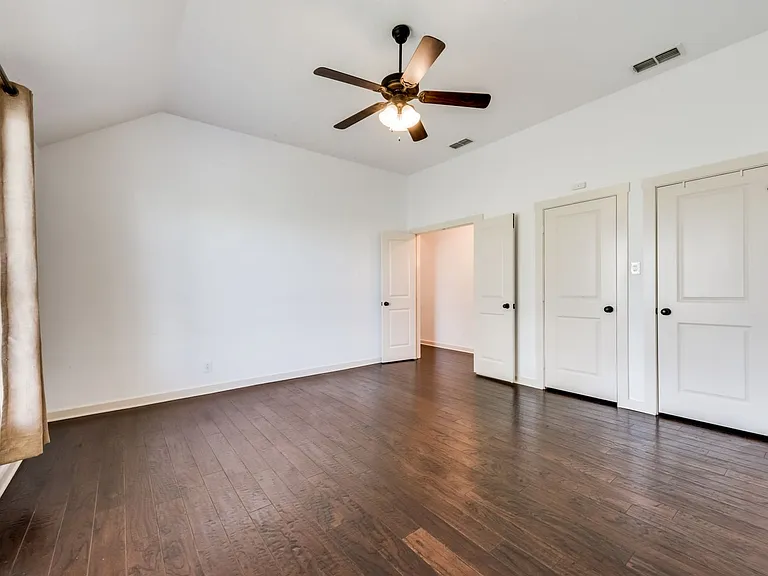 5893 FM 1827 — Photo 11