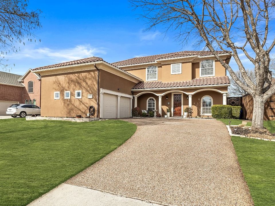 1st image of 2720 Gabriel Dr