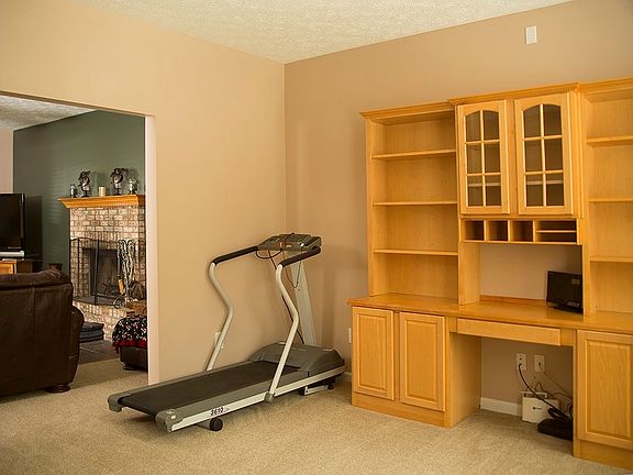 3rd image of 793 Bloor Woods Ct