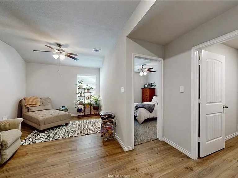 6214 Darlington Ave — Photo 12