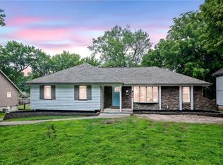 6100 N Cleveland Ave, Gladstone, MO 64119