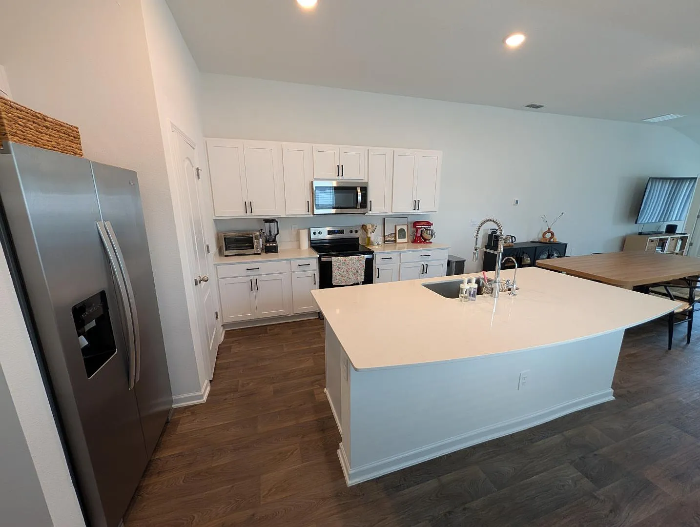 2550 Falling Star Ln — Photo 3