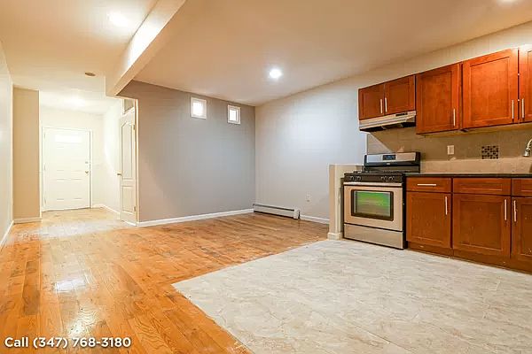 1st image of 339 Palmetto St