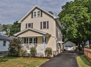 16 Lawndale Ter, Rochester, NY 14609