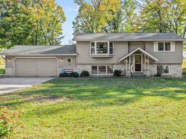 108 Shadywood Ln, Delano, MN 55328