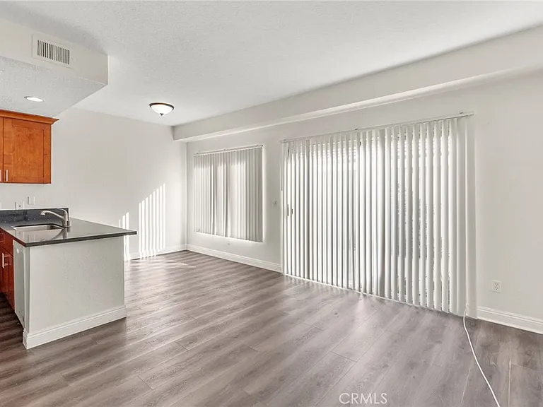 6 Greenmoor — Photo 5