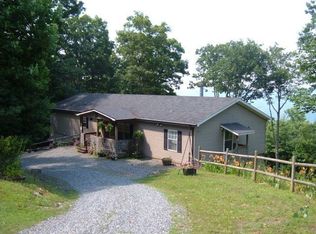 154 Smokey Bear Ln, Deep Gap, NC 28618