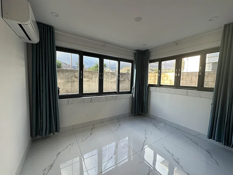 5130 Kalanianaole Hwy #2 — Photo 8
