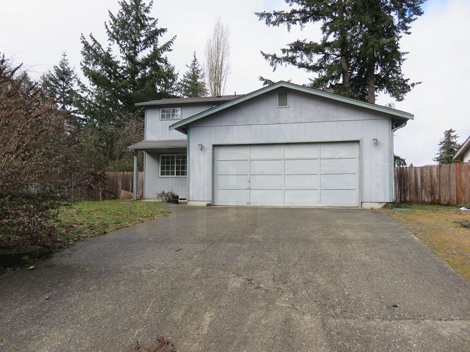 1st image of 17322 12th Ave E