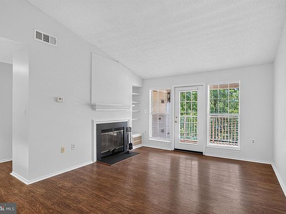 5th image of 21029 Timber Ridge Ter Unit 302