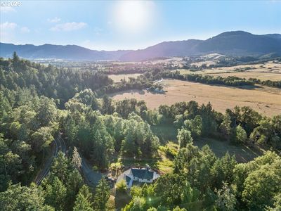 6841 Oak Hill Rd, Roseburg, OR, 97471