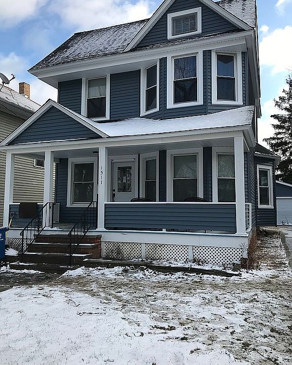 1st image of 1511 Lakewood Ave
