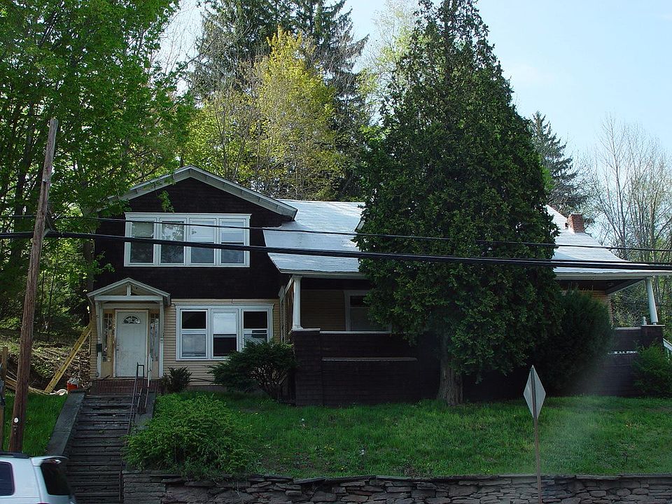 1st image of 645 W Park St