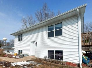 5518 Sunset Cir, Mc Grath, MN 55373