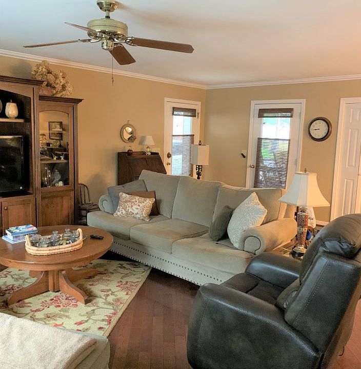 1010 McNew Dr, Bernie, MO 63822 Zillow