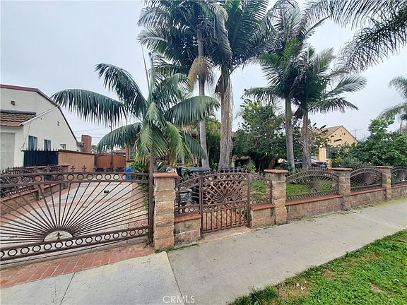 3rd image of 3332 Marine Ave