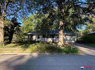 1811 Mindoro Dr, Lincoln, NE 68506