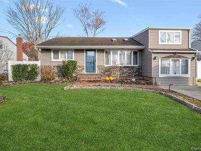 48 Elliot Drive, Hicksville, NY, 11801