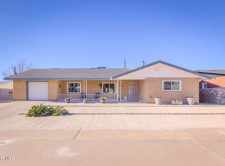 211 Stratus Rd, El Paso, TX 79912