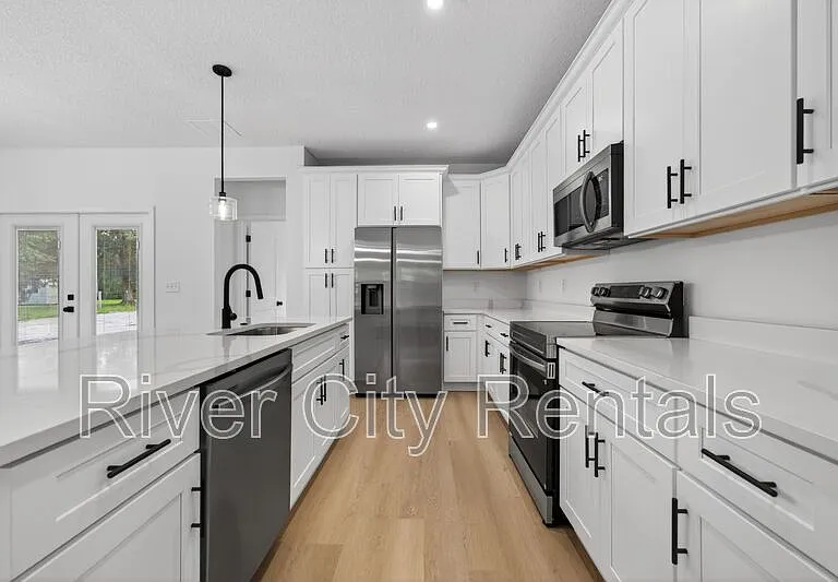 9281 Dolphin St — Photo 6