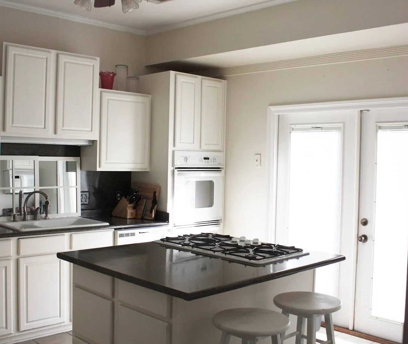 3 bed, 3.5 bath, 1700 sqft, $1,800 — Photo 3
