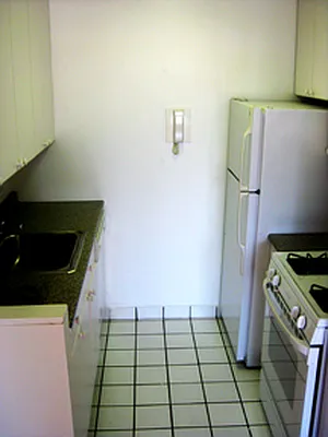 Rented by City Connections Realty | media 4