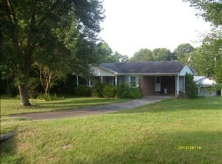 226 Brightwood Rd, Eden, NC 27288